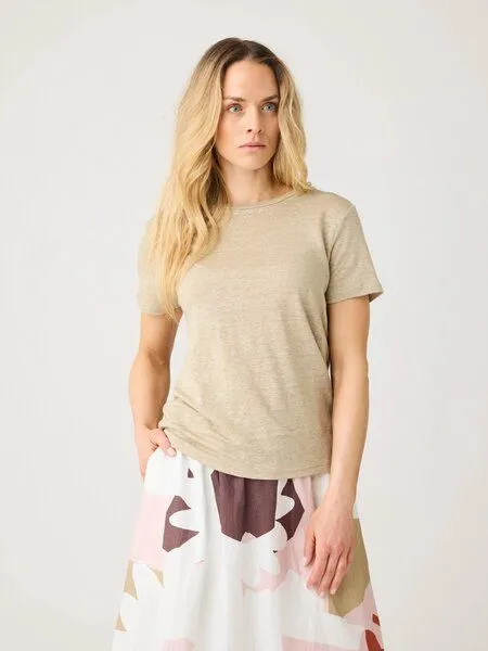 KnowledgeCotton Apparel KnowledgeCotton Apparel Regular Damen T-Shirt aus Bio-Leinen, Twill (beige), – Produktbild 1 von 3