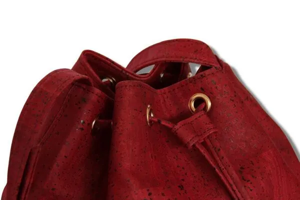 MATES OF NATURE MATES OF NATURE Korktasche Bucket Bag in Red Grape (rot) – Produktbild 4 von 4