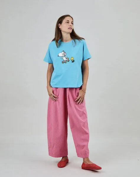 Brava Fabrics Brava Fabrics Peanuts Roller Oversize T-Shirt Blau – Produktbild 3 von 4