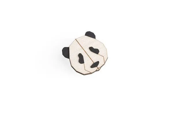 BeWooden BeWooden Brosche aus Holz Panda – Produktbild 3 von 4