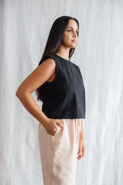 Jyoti - Fair Works Jyoti - Fair Works Hanf/Tencel Top Arman Schwarz – Produktbild 2 von 4