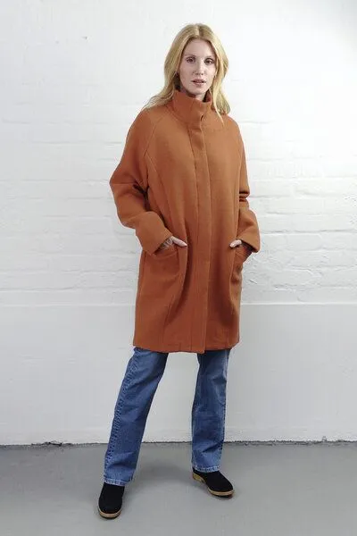 Wunderwerk Wunderwerk Damen Mantel aus Schurwolle, "O-shape coat", Orange (487 amber), – Produktbild 3 von 3