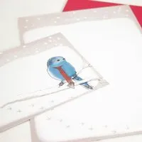 Bow & Hummingbird Bow & Hummingbird Grußkarte Vogel im Schnee – Produktbild 1 von 1