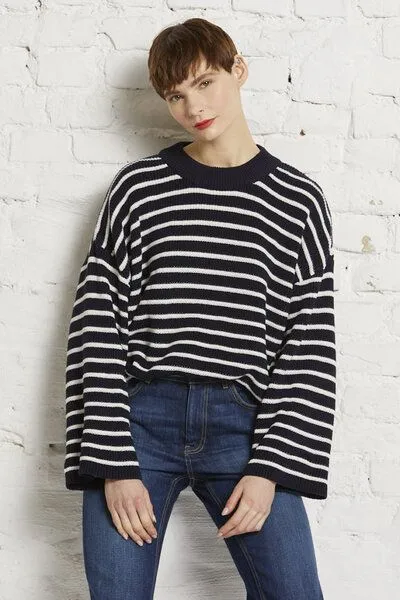 Wunderwerk Wunderwerk Oversize crewknit stripes, Blau (61 - blue with white), – Produktbild 3 von 3