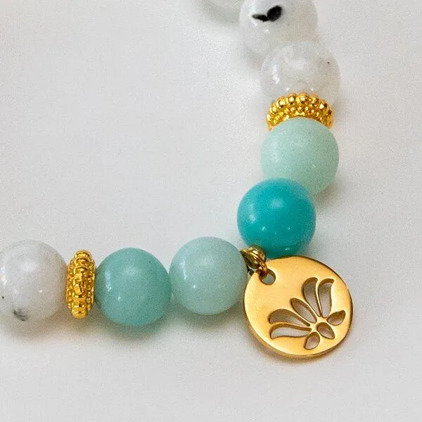 Divasya Divasya Armband "Golden Lotus" aus echten Natursteinen bzw. Halbedelsteinen, Türkis, – Produktbild 4 von 4