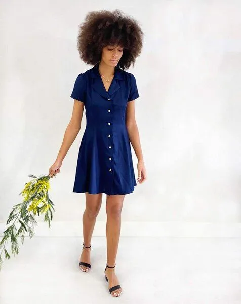 Aatise Aatise Hemdblusenkleid kurz, durchgeknöpft Zirno, 100% EcoVero , kurzarm, Blau, – Produktbild 1 von 3