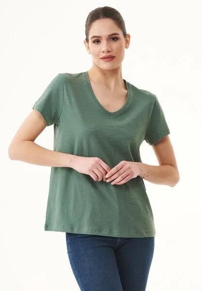 ORGANICATION ORGANICATION Damen Basic T-Shirt aus Bio-Baumwolle mit V-Ausschnitt, Green tea, – Produktbild 1 von 4