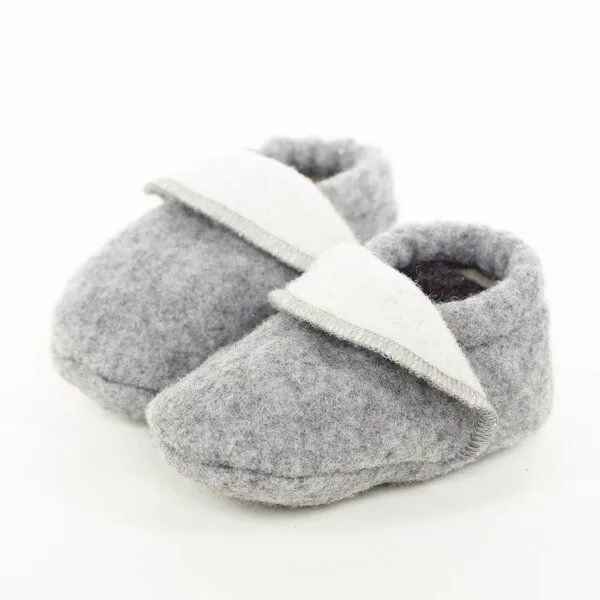 nahtur-design nahtur-design Babyschuhe aus 100% Flauschloden, Grau, – Produktbild 1 von 2