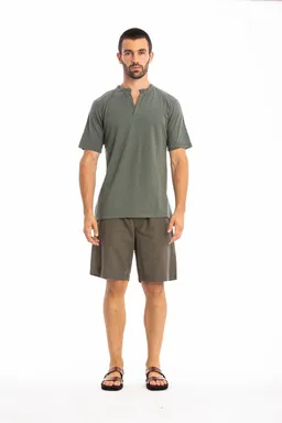 RAVENS VIEW IBIZA RAVENS VIEW IBIZA Herren vegan T-Shirt Cruise Olivgrün – Produktbild 1 von 1