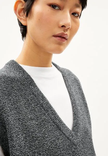 ARMEDANGELS ARMEDANGELS MALUKAA CLEAN UP - Damen Stricktop Loose Fit aus Bio-Baumwoll Mix, Black-undyed, – Produktbild 3 von 4