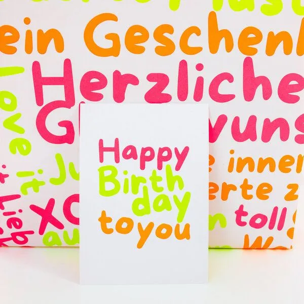 Bow & Hummingbird Bow & Hummingbird Postkarte "Happy Birthday" (Neon) aus Recyclingpapier – Produktbild 3 von 6