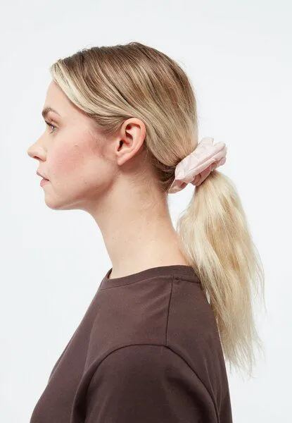 Givn Berlin Givn Berlin Scrunchie aus TENCEL GBSina, Powder pink (tencel), – Produktbild 2 von 3