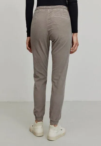 recolution Damen Cord Jogg Chino aus Bio-Baumwolle - CHAITURUS - recolution, Hazel brown (braun), – Produktbild 3 von 4
