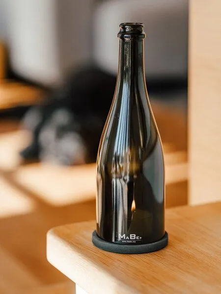 MaBe MaBe Windlicht handgefertigt aus der Sektflasche, Oliv, – Produktbild 1 von 4