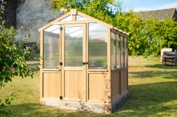 50NRTH 50NRTH Westmann Holz Gewächshaus Paul | Braun | 238x204x239 cm – Produktbild 1 von 1