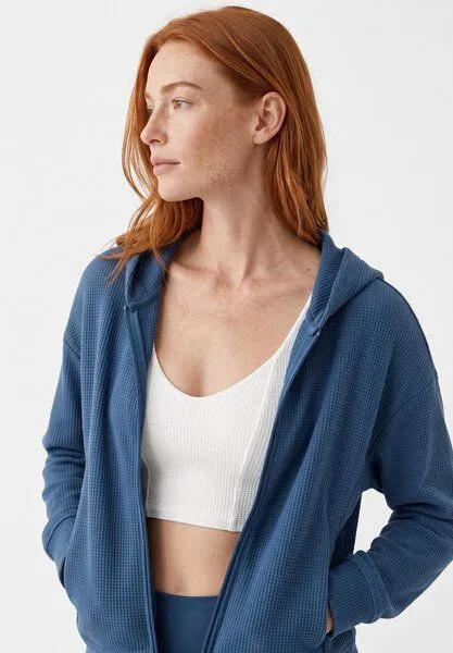 ORGANICATION ORGANICATION JENNIFER | Waffel-Hoodiejacke aus Bio-Baumwolle & recyceltem Polyester, Blue, – Produktbild 4 von 5