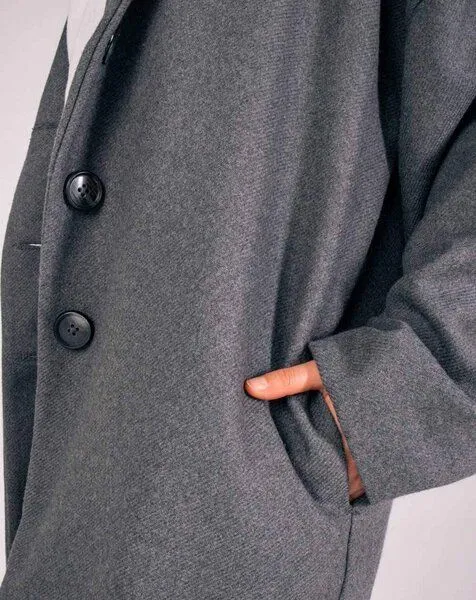 Aatise Aatise Damen-Oversize Mantel Zaneta aus upgecycelter Kammwolle, Grau, – Produktbild 3 von 4