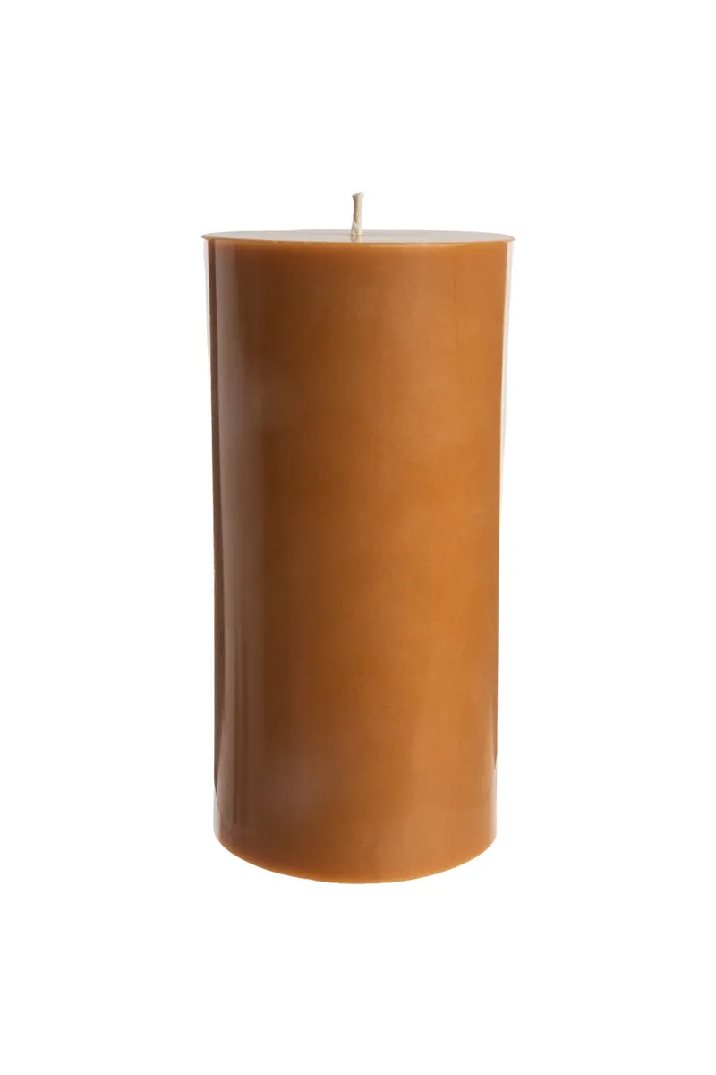 Tranquillo Handgearbeitete Stumpenkerze GLUMI orange, Ø 7,5 x 15 cm - orange – Produktbild 1 von 4