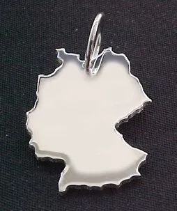 S.W.w. Schmuckwaren S.W.w. Schmuckwaren Deutschland Kettenanhänger in 925 Silber – Produktbild 1 von 1