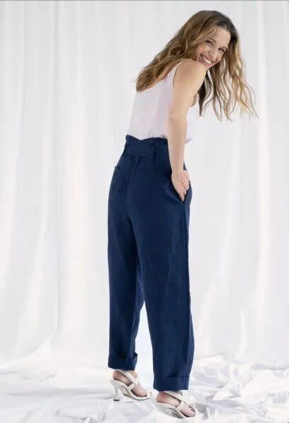 Sophia Schneider-Esleben Sophia Schneider-Esleben Paperbag Gita - Hose aus Bio Baumwolle, Blau, – Produktbild 3 von 4