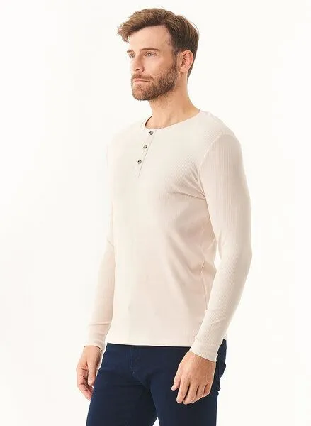 ORGANICATION ORGANICATION Geripptes Henley Langarmshirt aus Bio-Baumwolle, Stone, – Produktbild 3 von 3