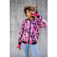 KOKOworld Bomberjacke Oversize – Stylische Bomberjacke elastischen Bündchen & Taschen – Leichte, nachhaltige Übergangsjacke mit kulturellem KOKOworld Print – Fair produziert in Polen, Corocoro (mehrfarbig), – Produktbild 1 von 1