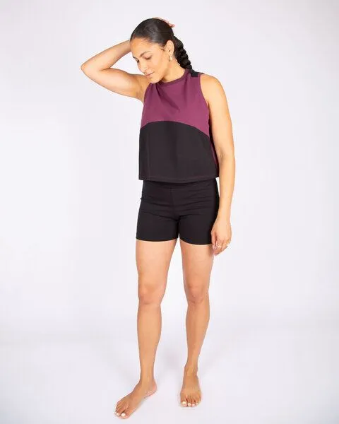 ÆVRIL ÆVRIL Damen Yogashirt // Aubergine, Black // Bio-Baumwolle – Produktbild 1 von 3
