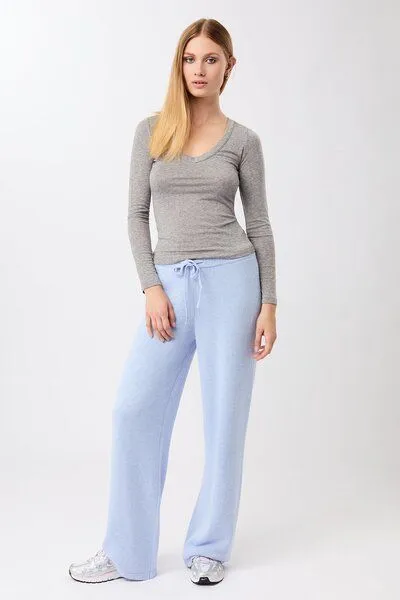 mandala mandala Slim V-Neck, Grey-melange (grau), – Produktbild 3 von 4