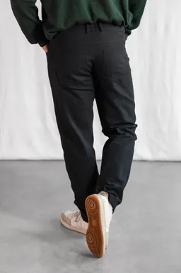 Jyoti - Fair Works Jyoti - Fair Works Herren vegan Hose Prakrit Schwarz – Produktbild 1 von 1