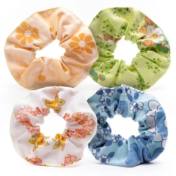 soki soki Scrunchie aus Omi´s alter Bettwäsche – Produktbild 2 von 3