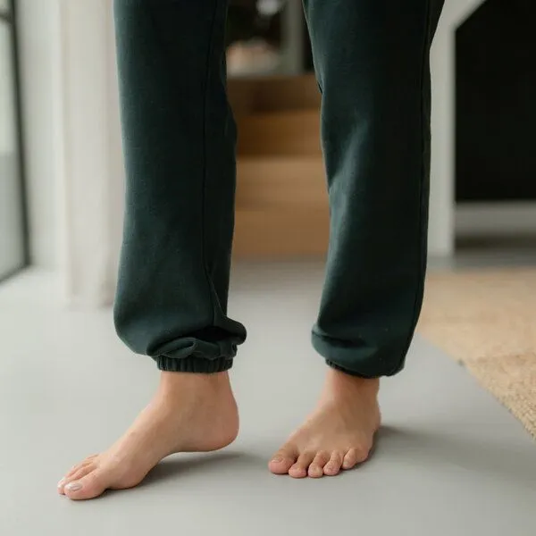 NORDLICHT NORDLICHT Damen Sweathose aus 100% Baumwolle NOVA, Waldgrün (grün), – Produktbild 4 von 4