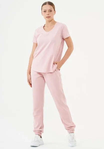 ORGANICATION ORGANICATION ESSENTIALS-TUBA- Basic T-Shirt aus Bio-Baumwolle mit V-Ausschnitt, Dusty pink, – Produktbild 2 von 3