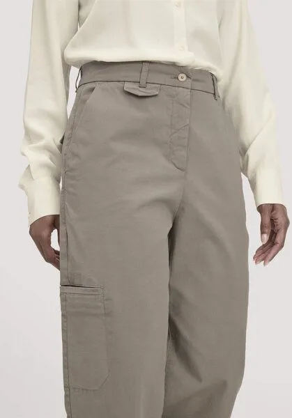 hessnatur hessnatur Hose Soft Utilty Cargo Relaxed aus Bio-Baumwolle, Beige, – Produktbild 2 von 4