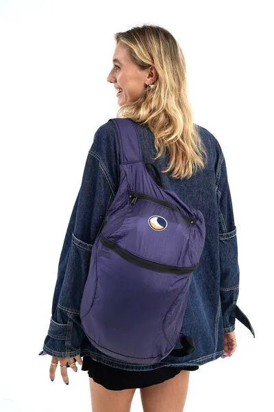 Ticket to the Moon Ticket to the Moon Ultraleicht Rucksack "Backpack Plus" (25l) aus upcyceltem Nylon, Navy blau, – Produktbild 1 von 4