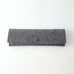 matilda k. manufaktur matilda k. manufaktur stiftemäppchen schlampermäppchen federmäppchen 'leonore' aus Wollfilz mit Knopf 4 Farben – Produktbild 1 von 1