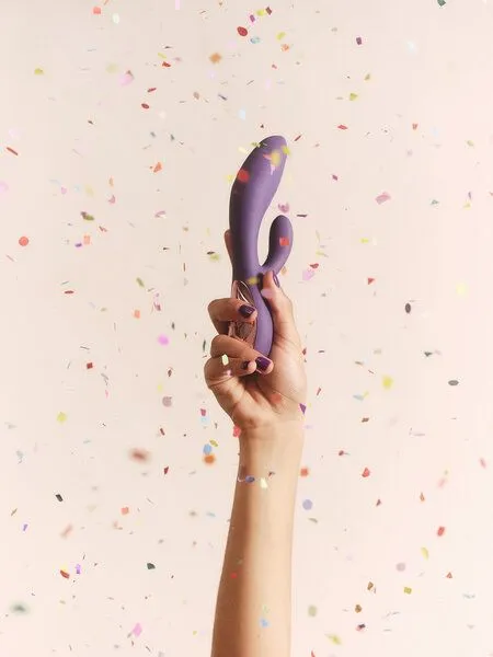 LELO LELO Stoßender Rabbit-Vibrator INA Thrust, Lila, – Produktbild 4 von 4