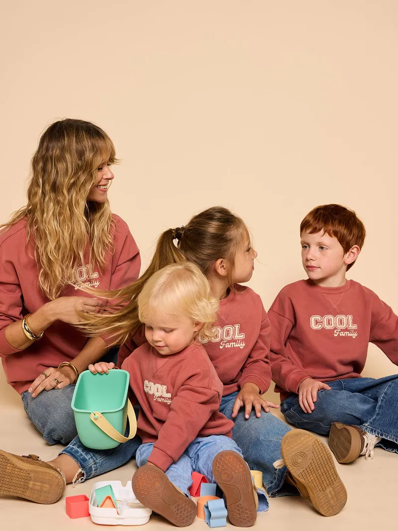 Envie De Fraise Kinder Sweatshirt COOL Family Capsule ENVIE DE FRAISE personalisierbar, Terrakotta, – Produktbild 1 von 4