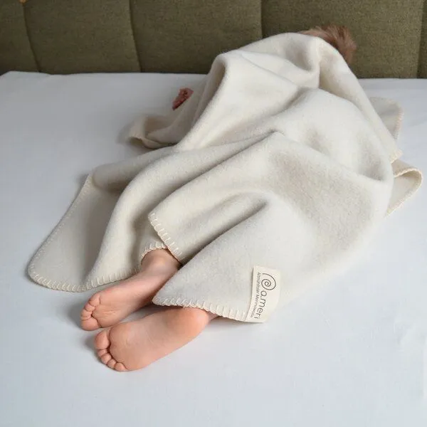 a.meri a.meri Merino-Babydecke KINDING – 100% Schurwolle | Made in Bavaria, Heller jurafels (hellgrau), – Produktbild 1 von 4