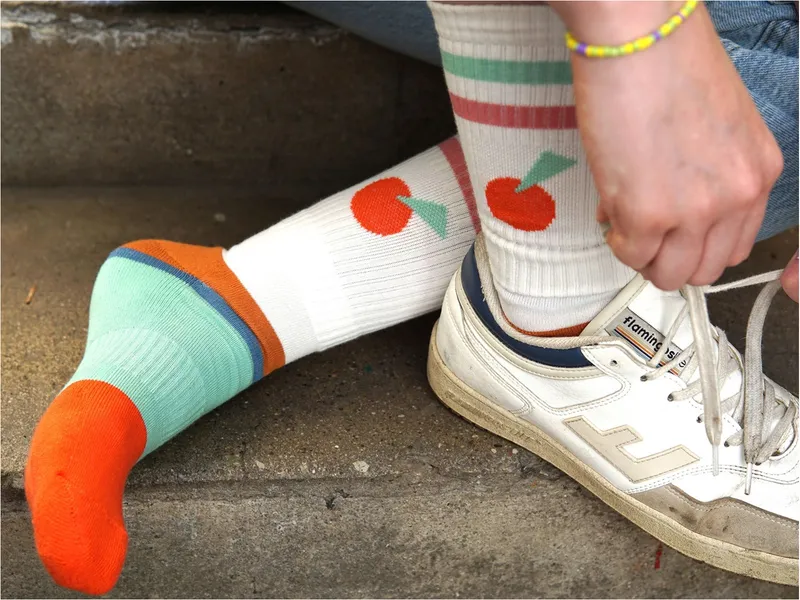 Fräulein Prusselise Damen Tennissocken Bio-Baumwolle Geo Apfel Gr.39-42, Weiß, mehrfarbig, – Produktbild 2 von 2