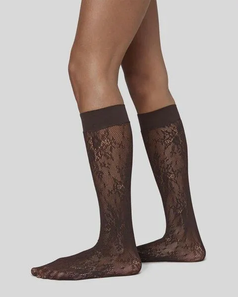 Swedish Stockings Swedish Stockings Spitzenstrümpfe Rosa aus ECONYL®-Nylon, Dunkelbraun, – Produktbild 2 von 2