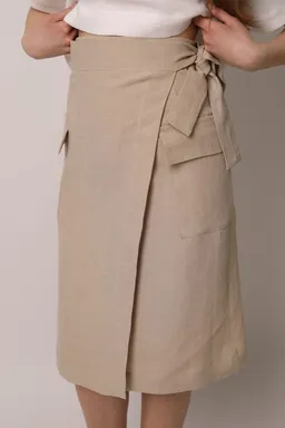 Amber Linen Amber Linen Damen vegan Wickelrock Vita Blasser Sand – Produktbild 1 von 1
