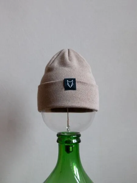 VEROIKON VEROIKON Merino-Beanies Fuchsbau, Sand, – Produktbild 1 von 1