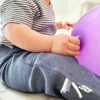 OrganicEra Baby-Sweatpants 'OrganicEra' aus Bio-Baumwolle, Indigo melange (blau), – Produktbild 1 von 1