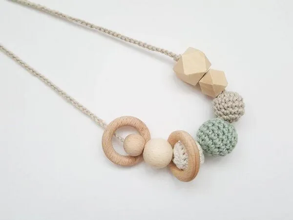 NoniKids Berlin Stillkette Mamakette Holz 10 Farben | Bio Baumwollgarn | NoniKids Berlin, Mint weiß, – Produktbild 1 von 2