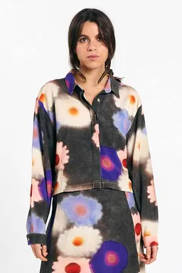 SUITE13LAB SUITE13LAB Damen vegan Shirt Raiva Mit Blütenprint – Produktbild 1 von 1