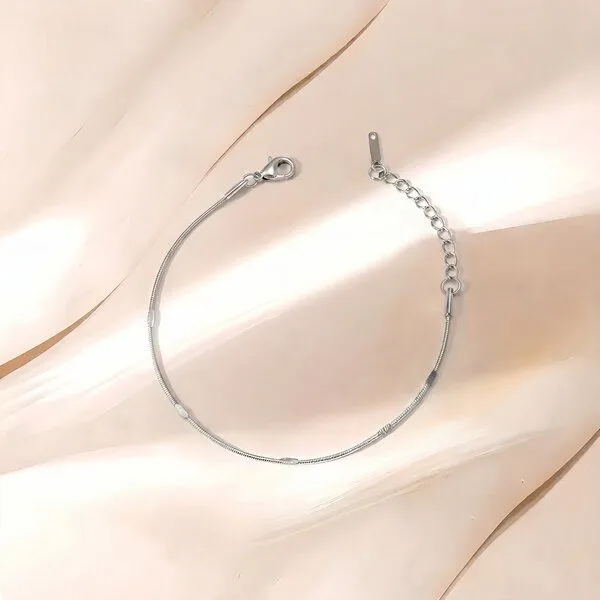ELEKTROPULLI ELEKTROPULLI Armband mit feiner Struktur, 1mm schmal, Silber, – Produktbild 1 von 2