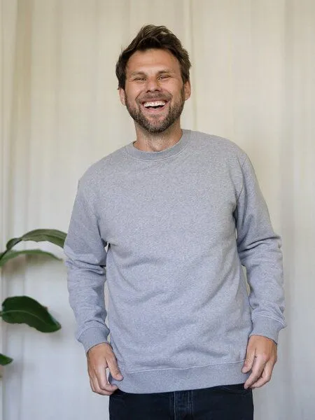 FUXBAU FUXBAU Männer Basic Sweater - graumeliert, Graumeliert, – Produktbild 2 von 4