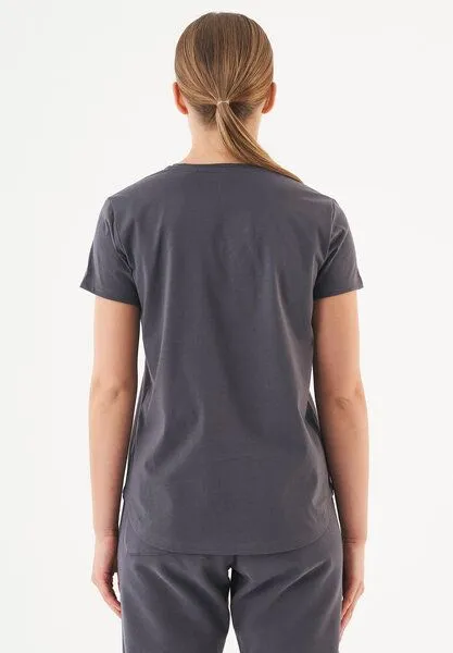 ORGANICATION ORGANICATION ESSENTIALS-TUBA- Basic T-Shirt aus Bio-Baumwolle mit V-Ausschnitt, Shadow, – Produktbild 4 von 4
