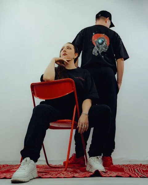 EMPIRE-THIRTEEN EMPIRE-THIRTEEN oversized Shirt GALAXY – Produktbild 3 von 4