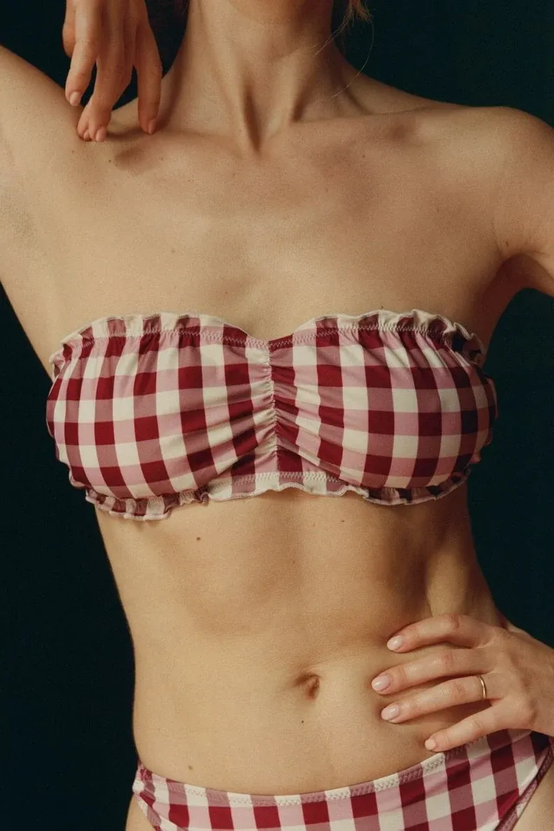 Nénés Nénés Damen vegan Bikinioberteil Sally Trägerlos Kariert Pink, Rosa, – Produktbild 2 von 2